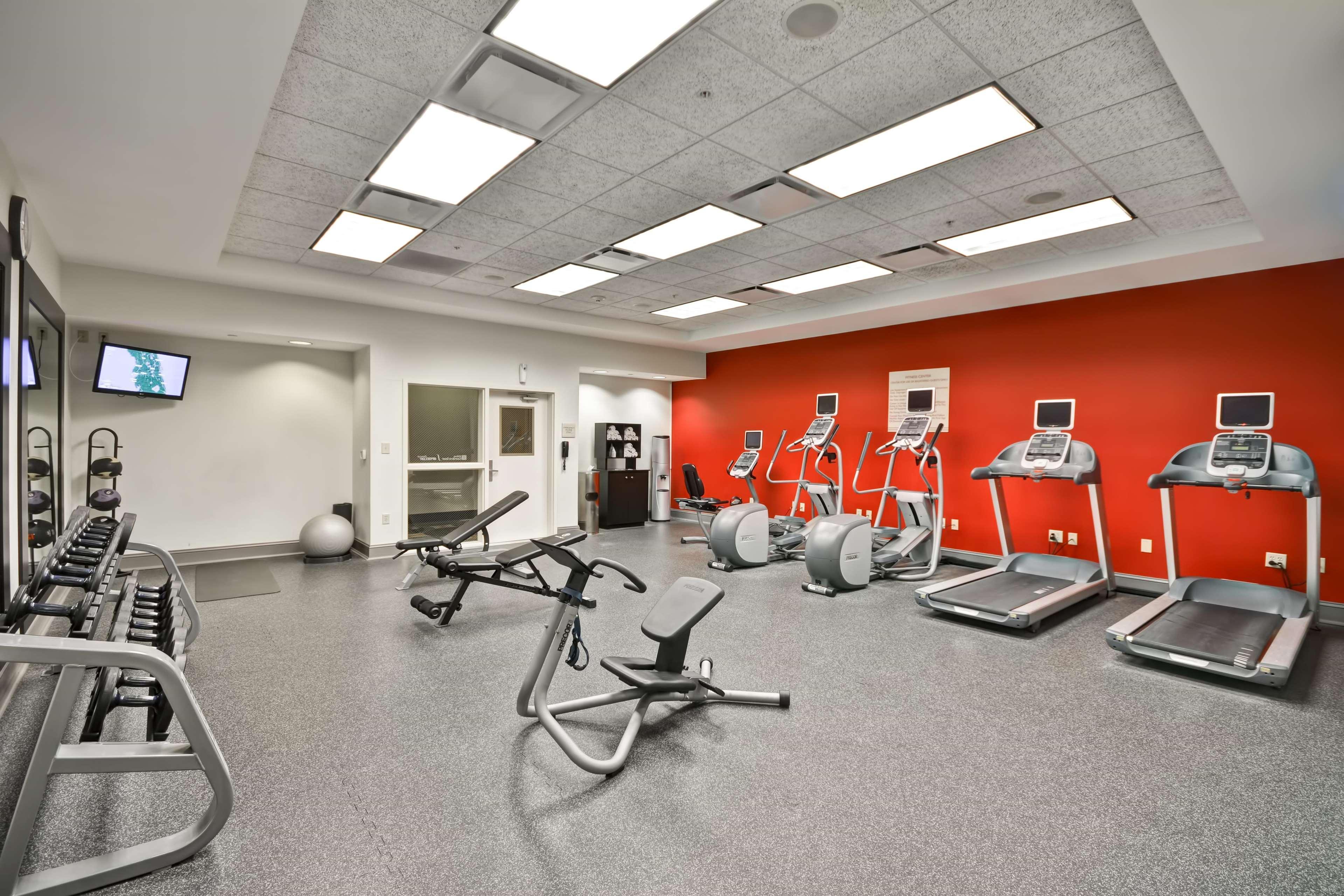 Hilton Garden Inn Tampa Riverview Brandon Bagian luar foto