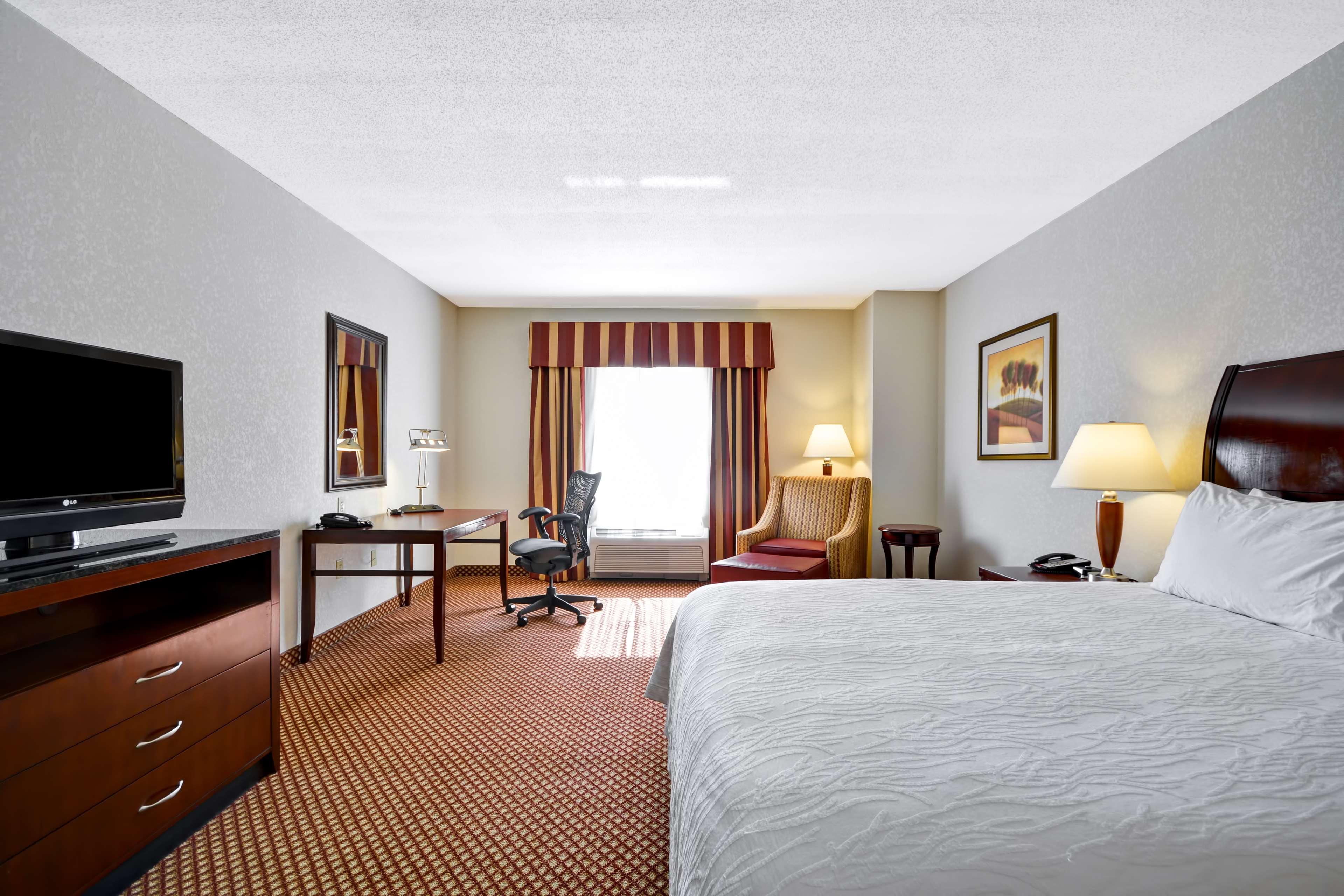 Hilton Garden Inn Tampa Riverview Brandon Bagian luar foto