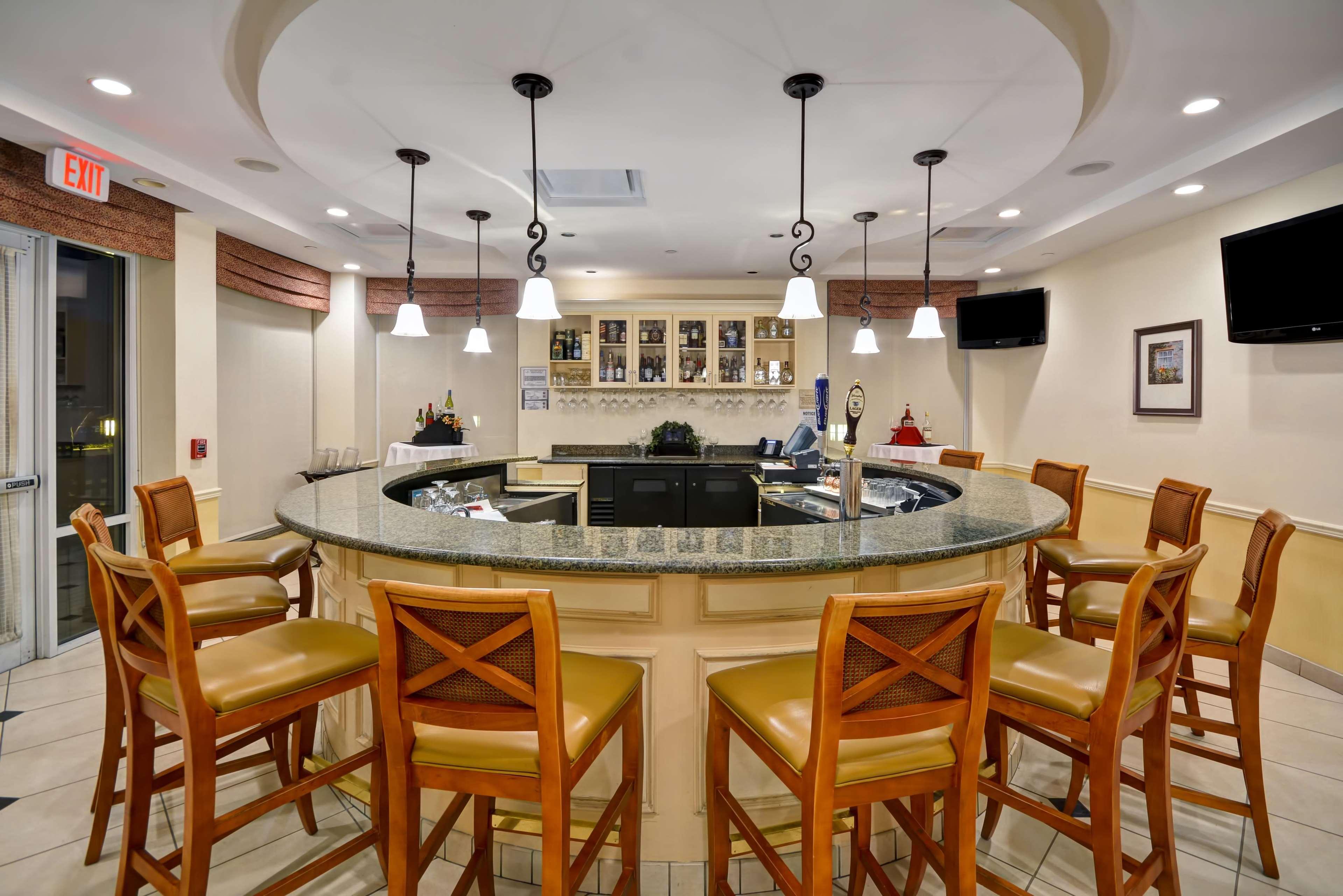 Hilton Garden Inn Tampa Riverview Brandon Bagian luar foto