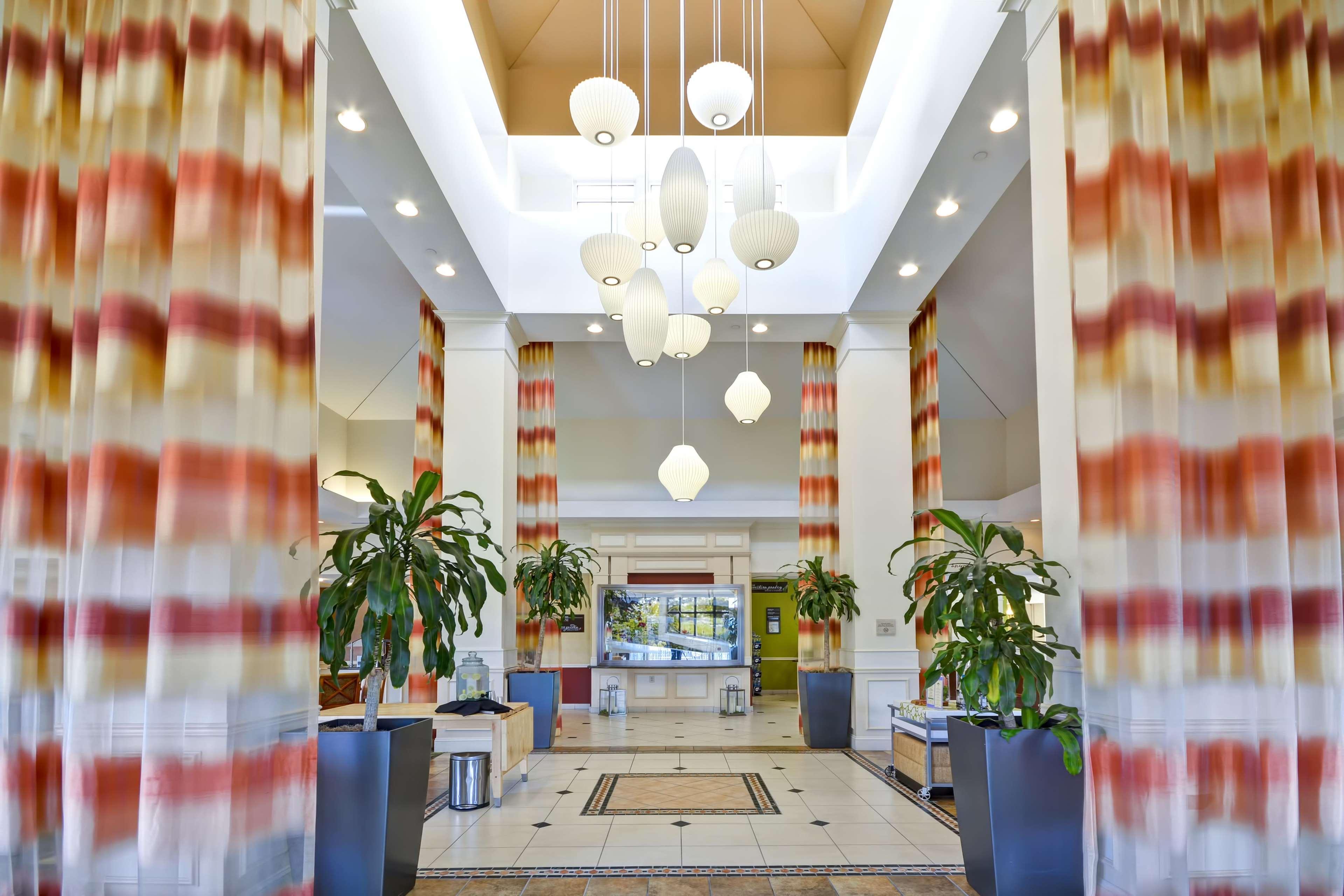 Hilton Garden Inn Tampa Riverview Brandon Bagian luar foto