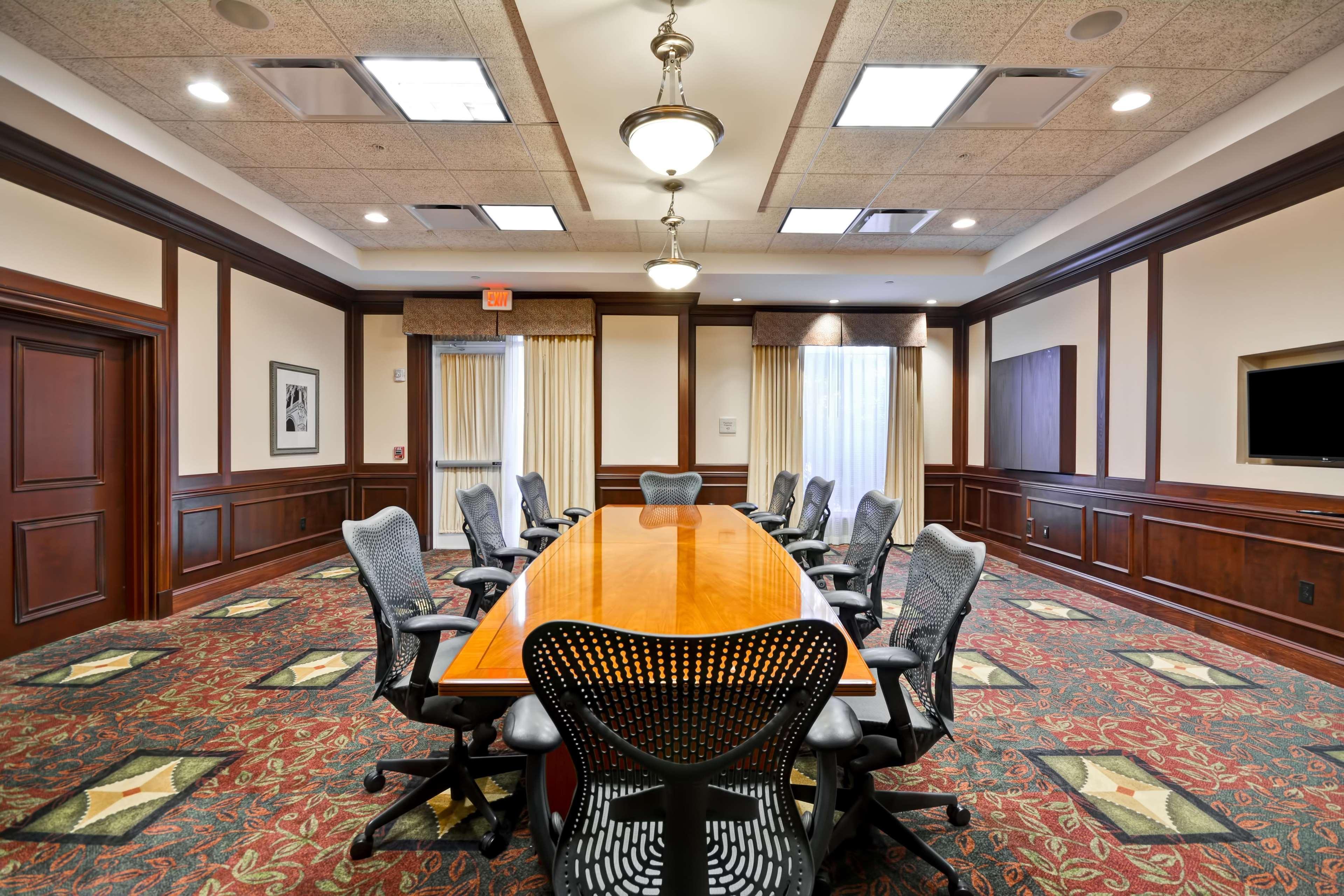 Hilton Garden Inn Tampa Riverview Brandon Bagian luar foto