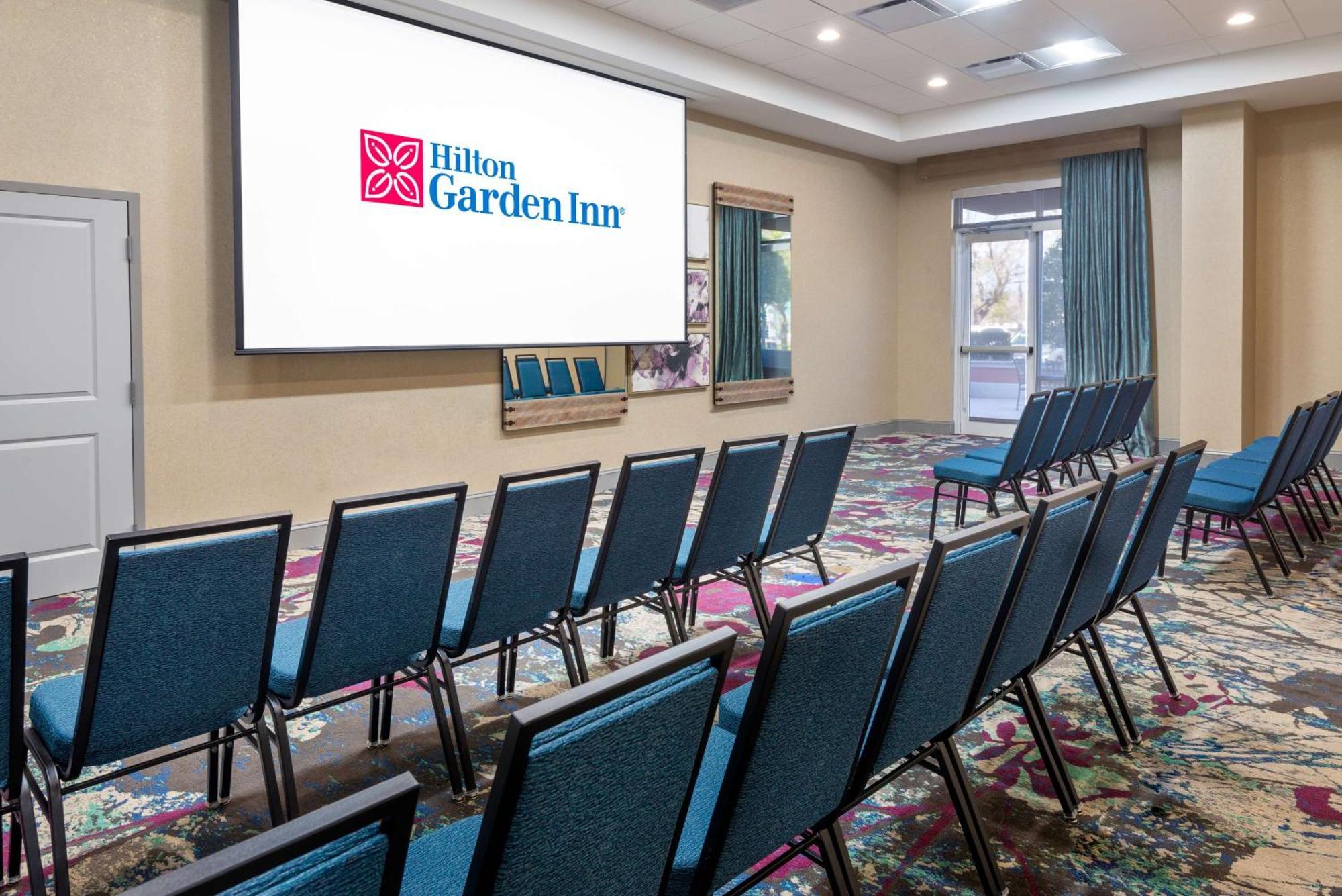 Hilton Garden Inn Tampa Riverview Brandon Bagian luar foto